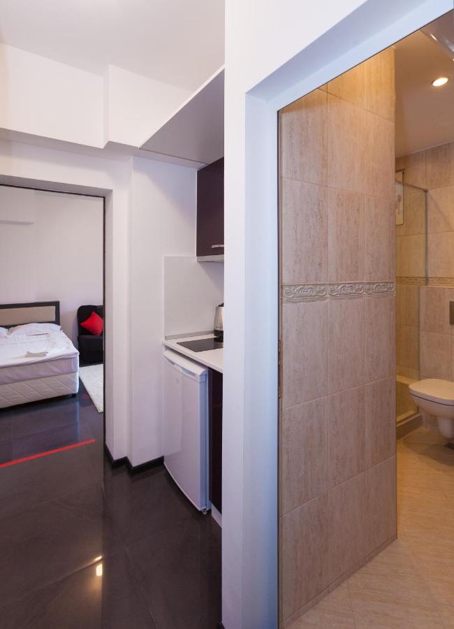 Central Beach Guest Rooms ブルガス エクステリア 写真